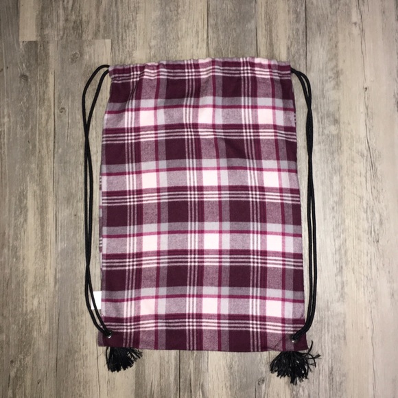 Maroon drawstring bag/backpack - Picture 2 of 3